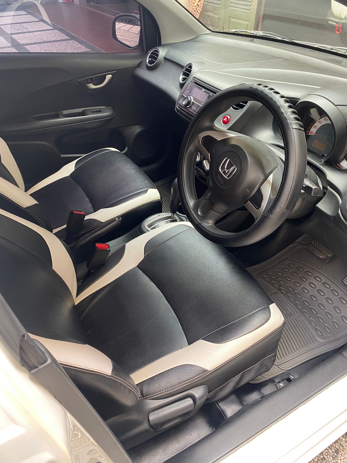 Honda Brio e automatic 2014 RIAU