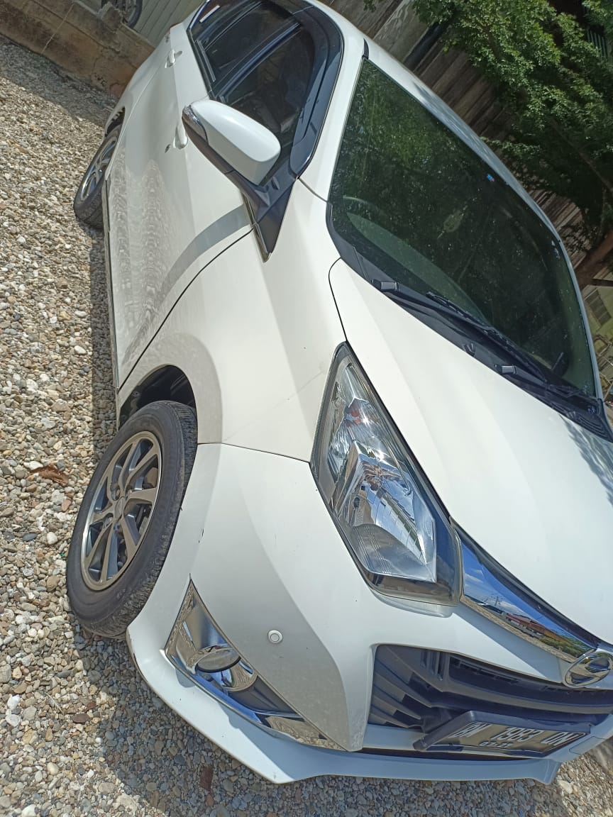 Daihatsu Dijual Sigra R Deluxe 2017 RIAU