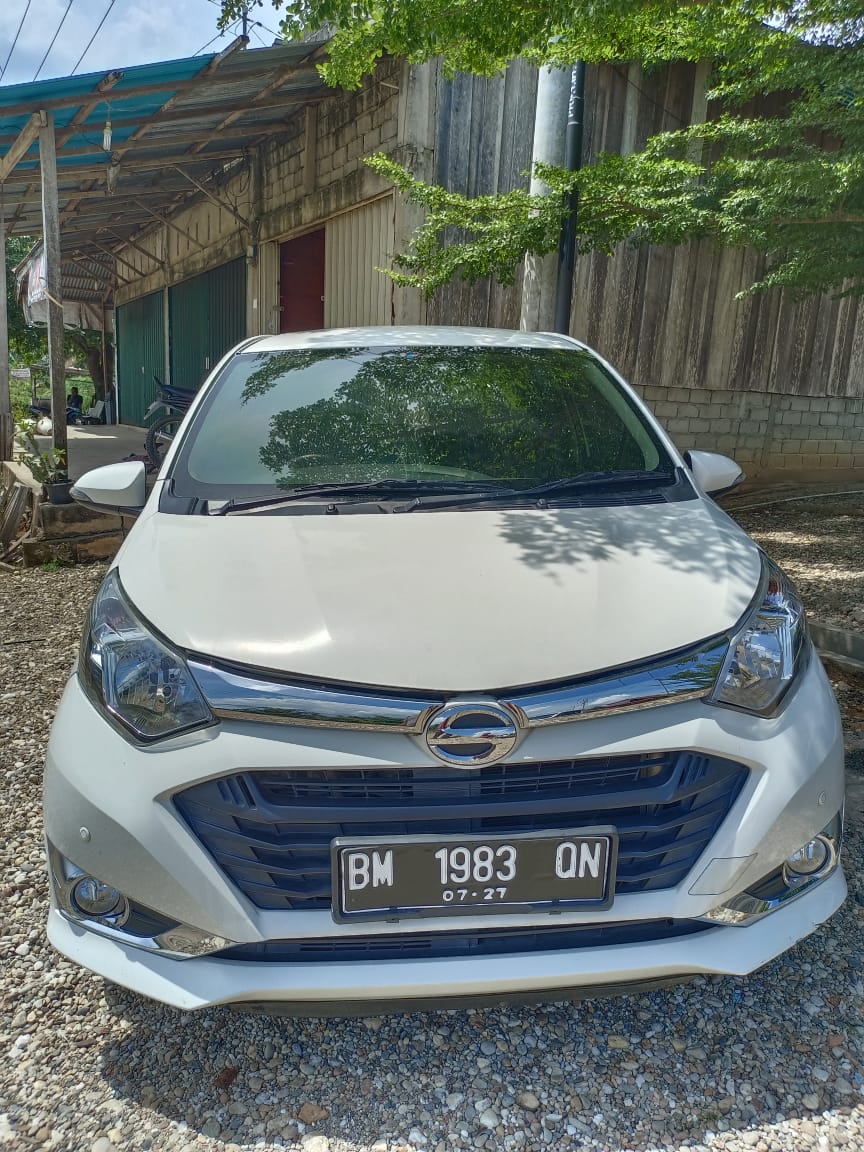 Daihatsu Dijual Sigra R Deluxe 2017 RIAU