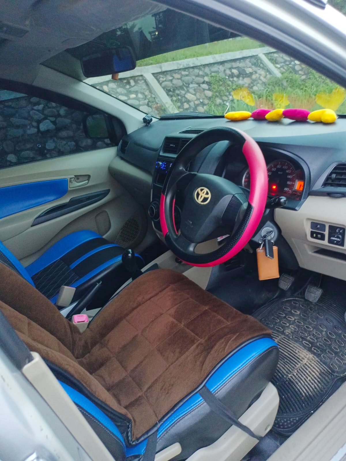 Toyota Dijual Avanza G 1.2 M/T Tahun 2015 RIAU