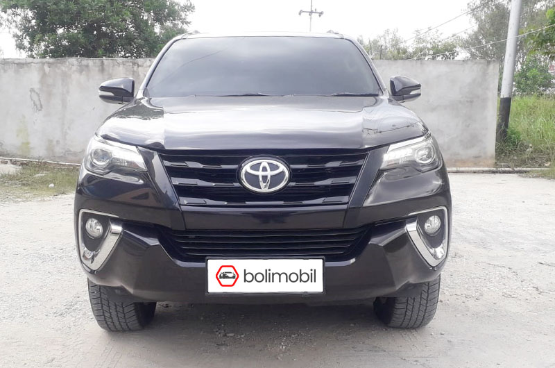 2016 Dijual Fortuner VRZ 4X2 2.4 AT Tahun 2016 4x2 2.4 VRZ A/T DSL