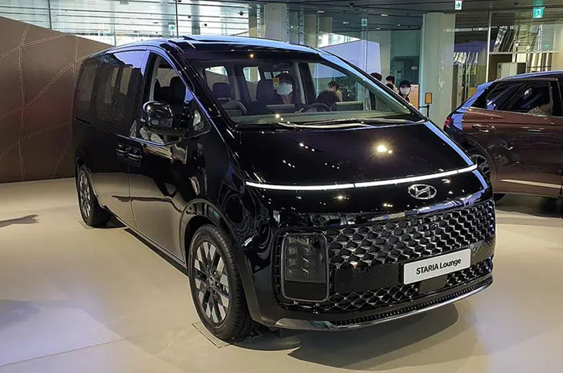 Jika anda Tahu ? Sederet Fitur Mewah yang Dimiliki Hyundai STARIA